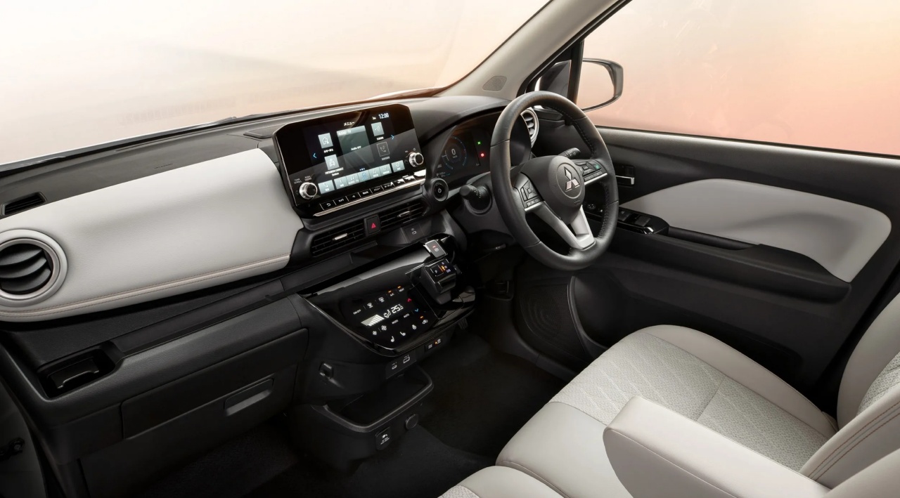 2026-mitsubishi-ek-cross-ev-j