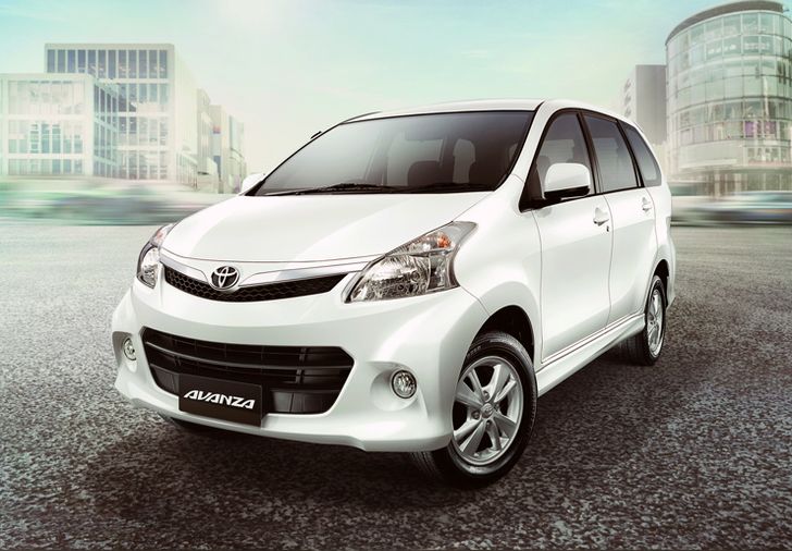2012_01_10_toyota_avanza_01