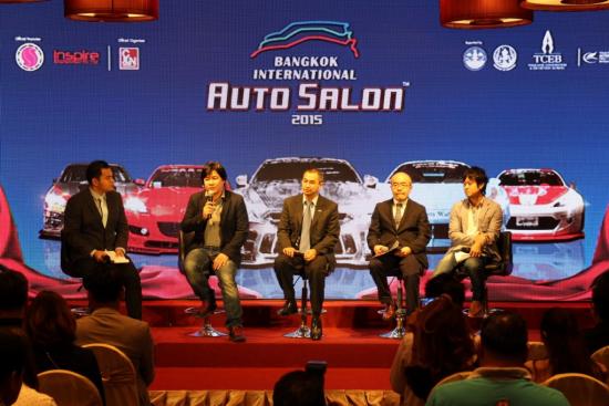 auto_salon_press_11