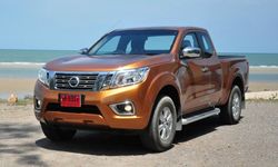 รีวิว ทุกมิติของ Nissan Navara NP300 King Cab Calibre V 7AT