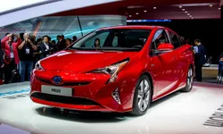 Toyota Prius 2016 เปิดตัวเป็นครั้งแรกในยุโรปที่มอเตอร์โชว์กรุงแฟรงค์เฟิร์ต