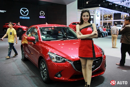 Mazda2 ประกาศปรับลดราคาทุกรุ่นกว่า 2 หมื่นรับภาษี 59