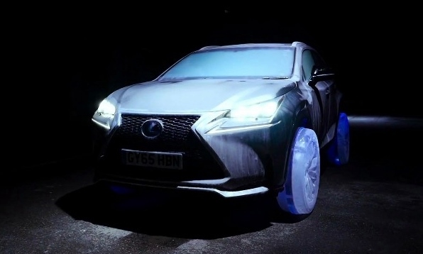 'Lexus' ผุดไอเดียจับเอสยูวีหรู 'NX' ใส่ล้อที่ทำมาจาก 'น้ำแข็ง' แถมวิ่งได้จริง...!