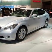 Nissan Fuga Hybrid 