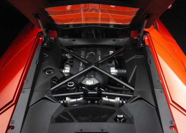 Lamborghini Aventador LP700-4