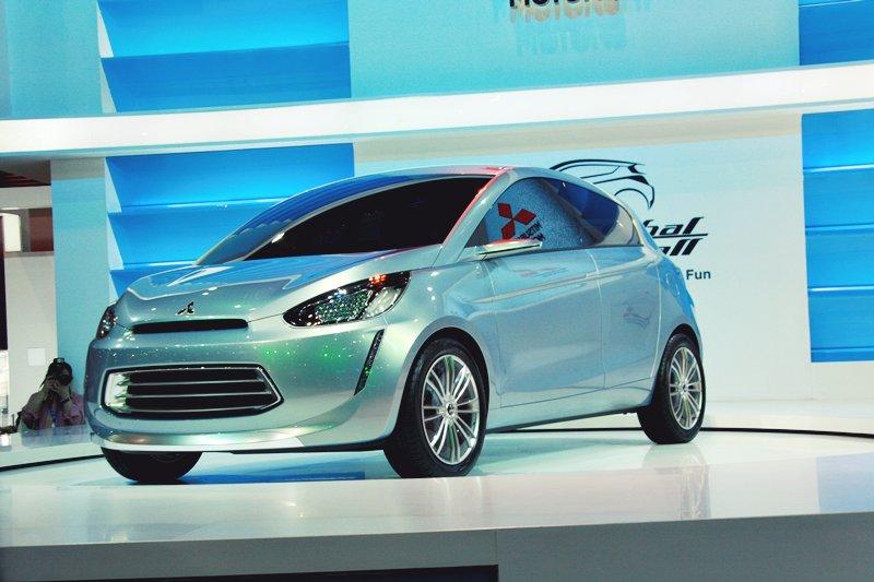 Mitsubishi Global Small Car