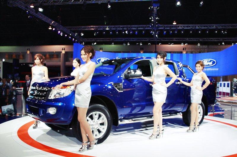 พริตตี้ Ford  มอเตอร์โชว์ 2011