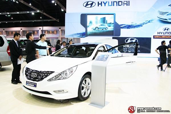 มอเตอร์โชว์ 2011 HYUNDAI