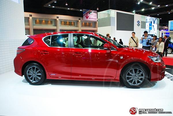 มอเตอร์โชว์ 2011 LEXUS