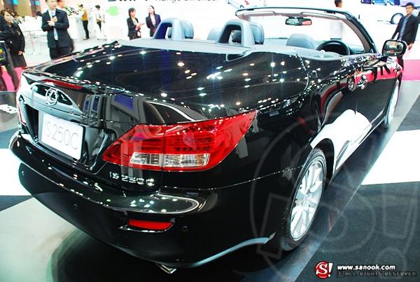 มอเตอร์โชว์ 2011 LEXUS