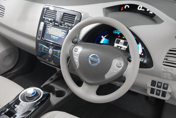 Nissan Leaf มอเตอร์โชว์ 2011