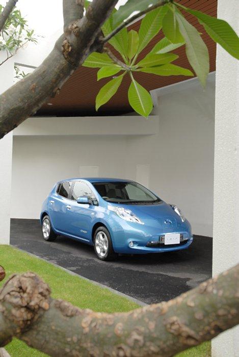 Nissan Leaf มอเตอร์โชว์ 2011