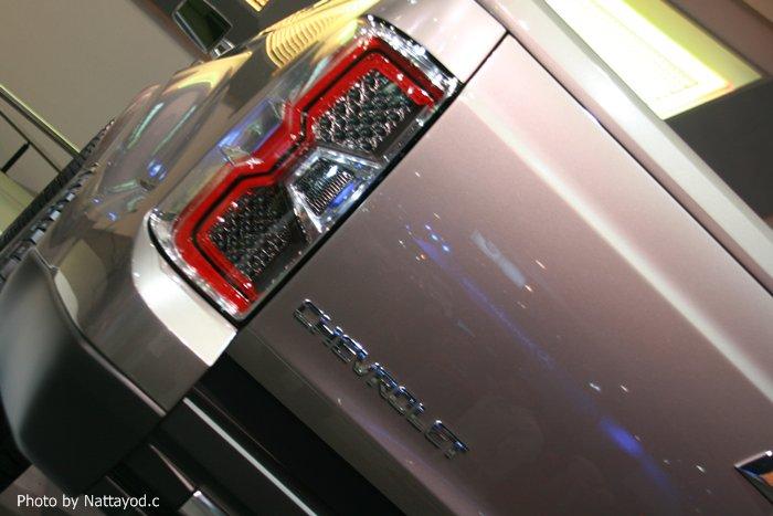 New! Chevrolet Corolado : มอเตอร์โชว์ 2011