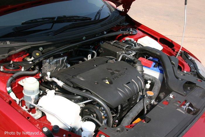 Test drive Mitsubishi Lancer EX 2011