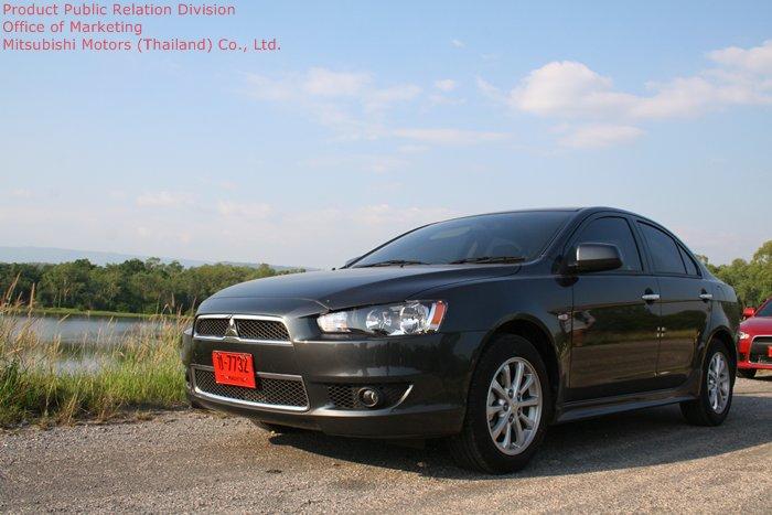 Test drive Mitsubishi Lancer EX 2011