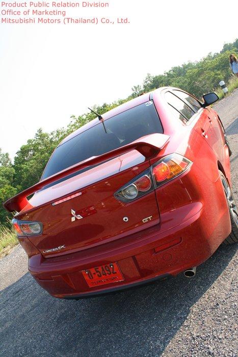 Test drive Mitsubishi Lancer EX 2011