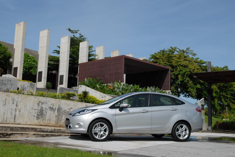 Ford Fiesta 1.6 Sport Sedan
