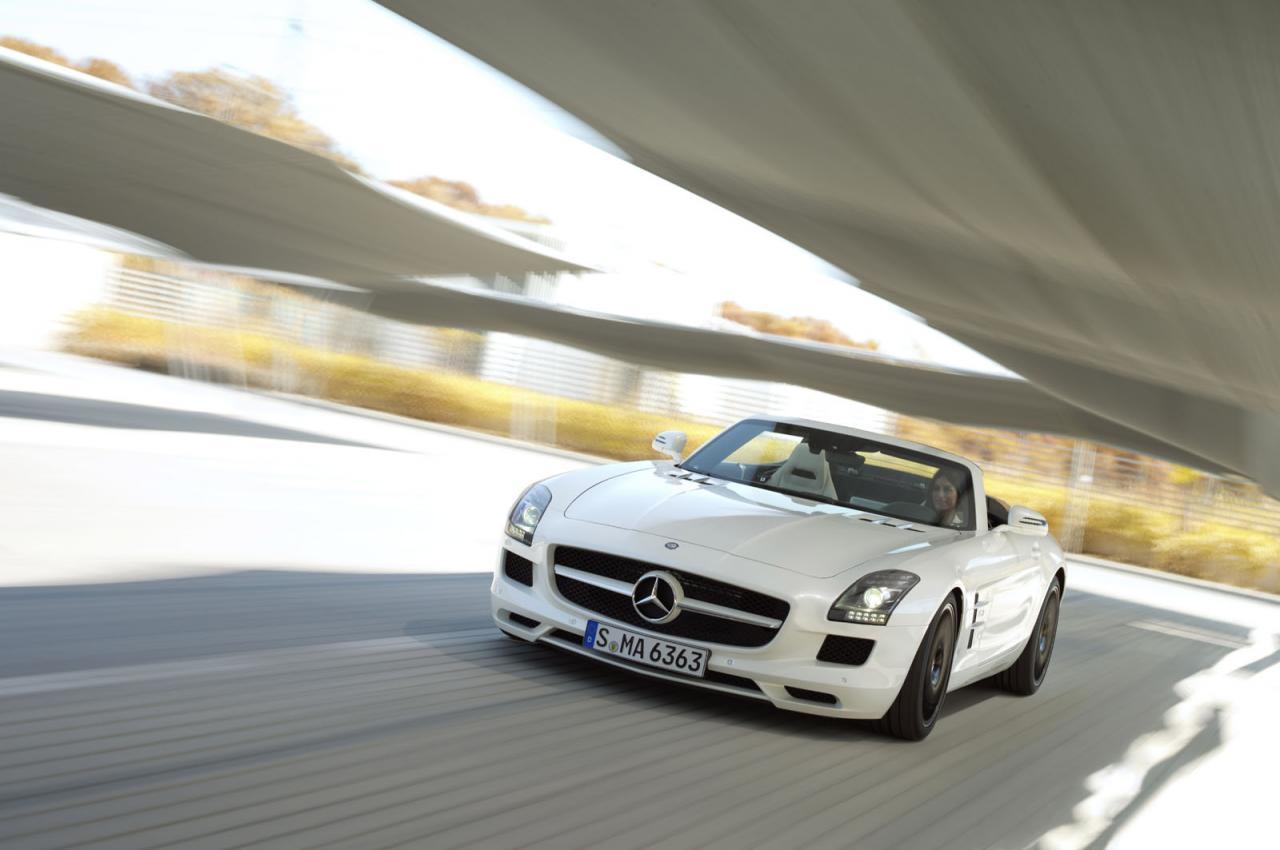 Mercedes Benz SLS AMG Roadster