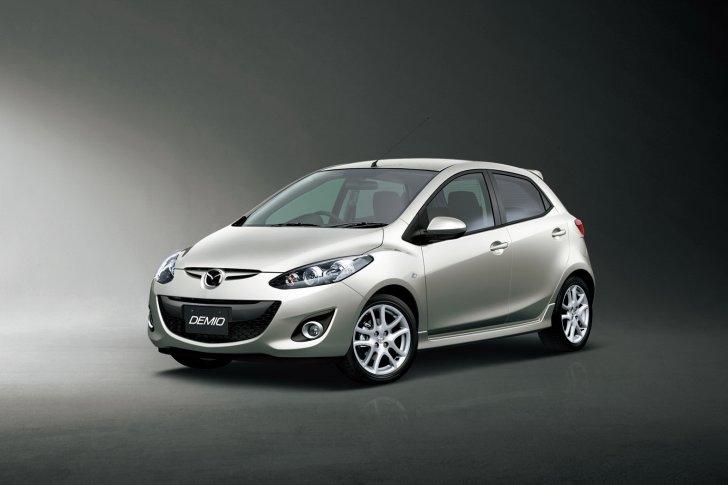 Mazda 2 2012