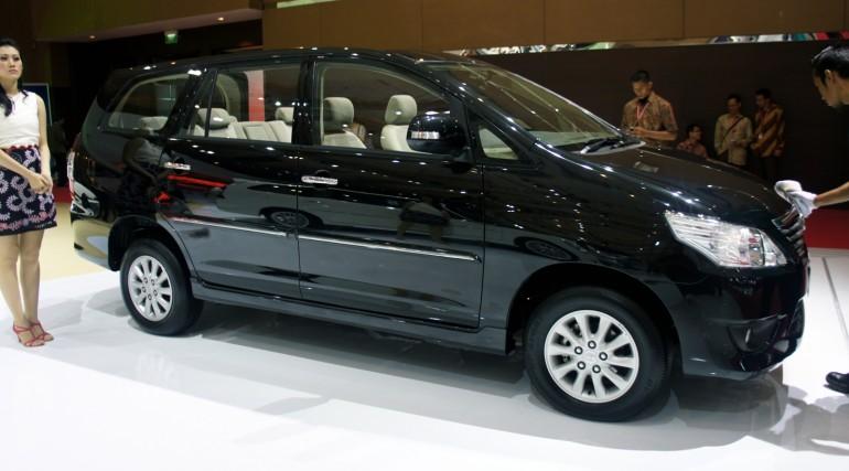 2012 Toyota innova
