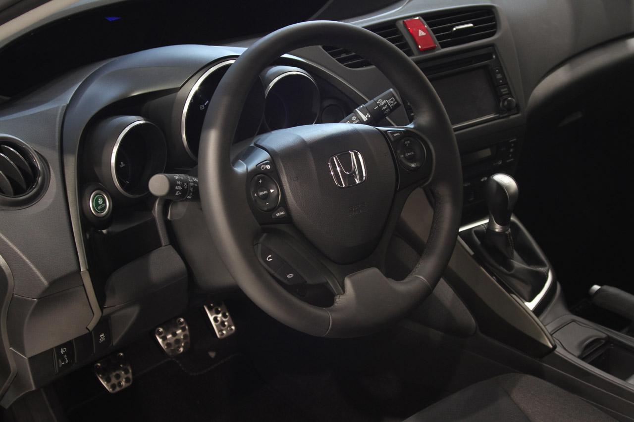 Honda Civic hatchback .