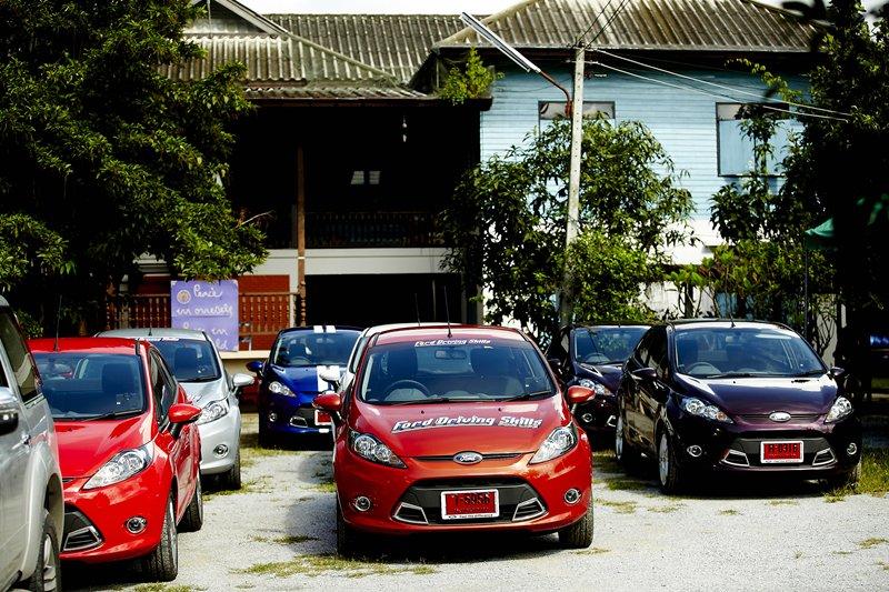  Ford Fiesta  Green Traveling E20