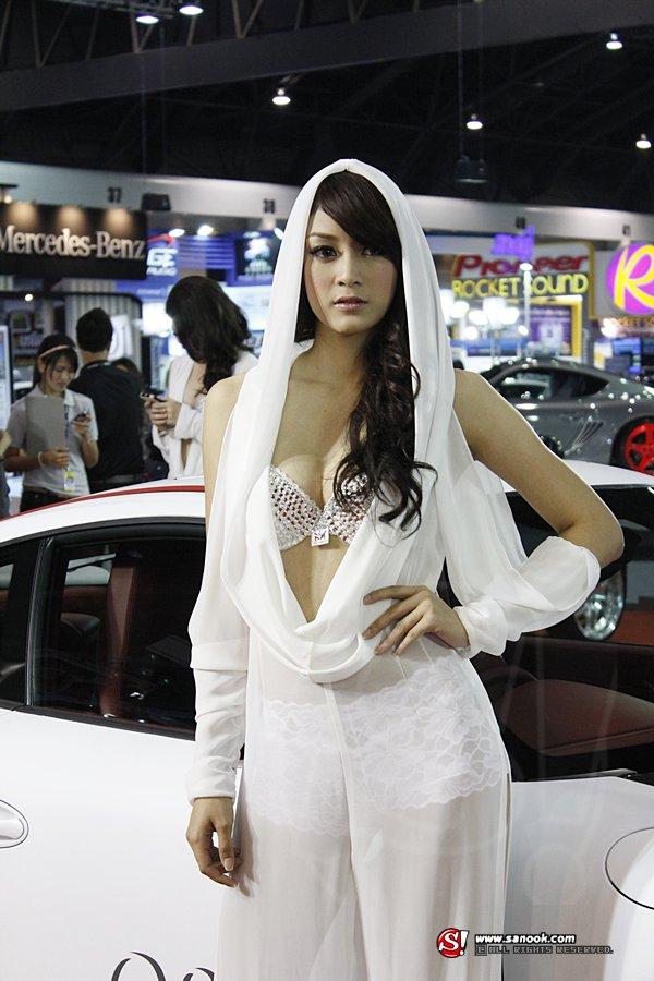พริตตี้ Yuma Motor expo 2011