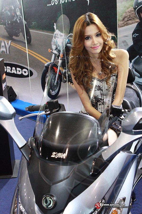 พริตตี้ SYM  จาก  Motor Expo 2011