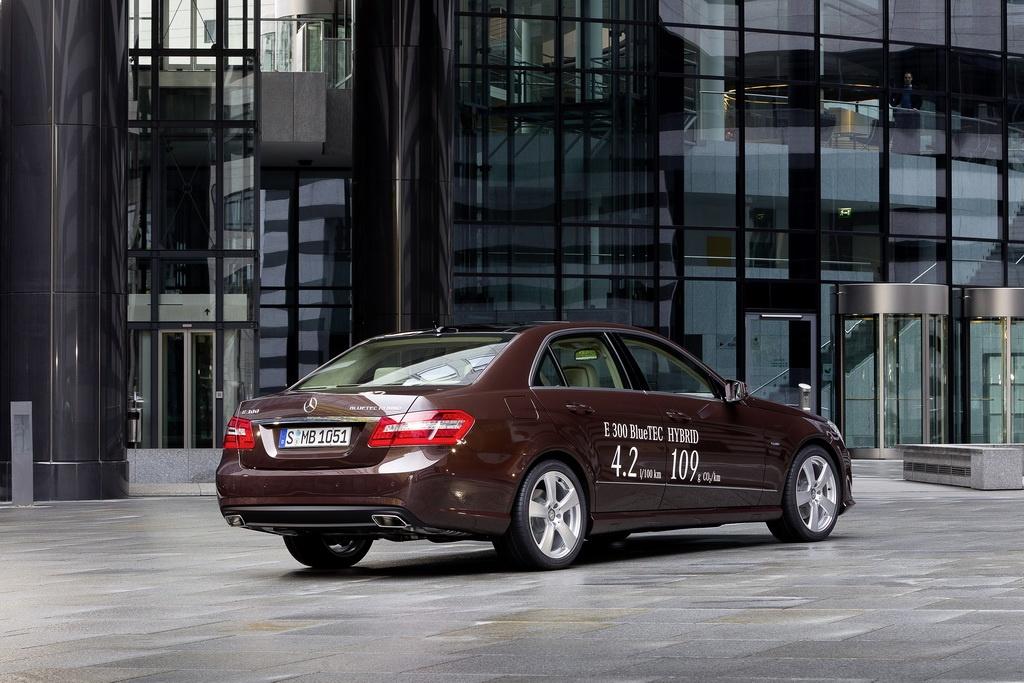 Mercedes Benz 300E-400E BlueTec Hybrid