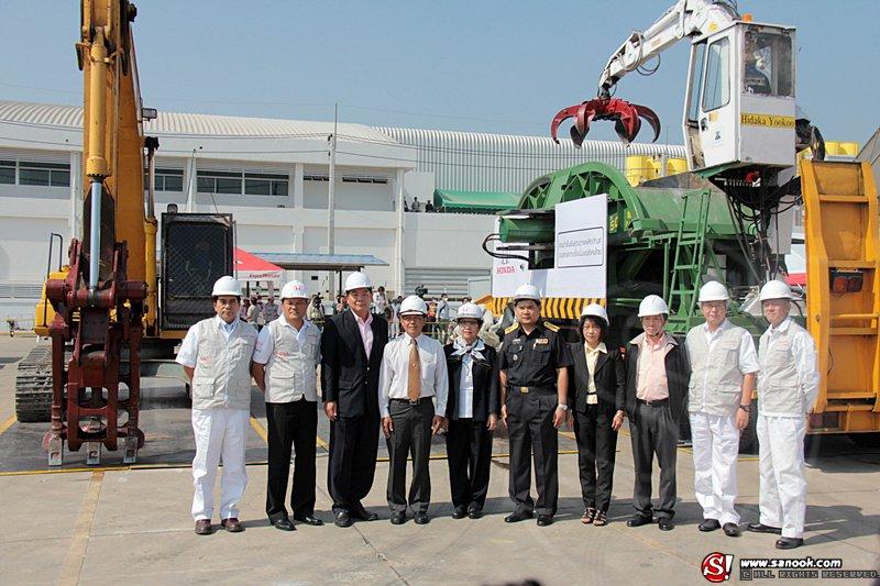 Honda ทุบรถน้ำท่วม