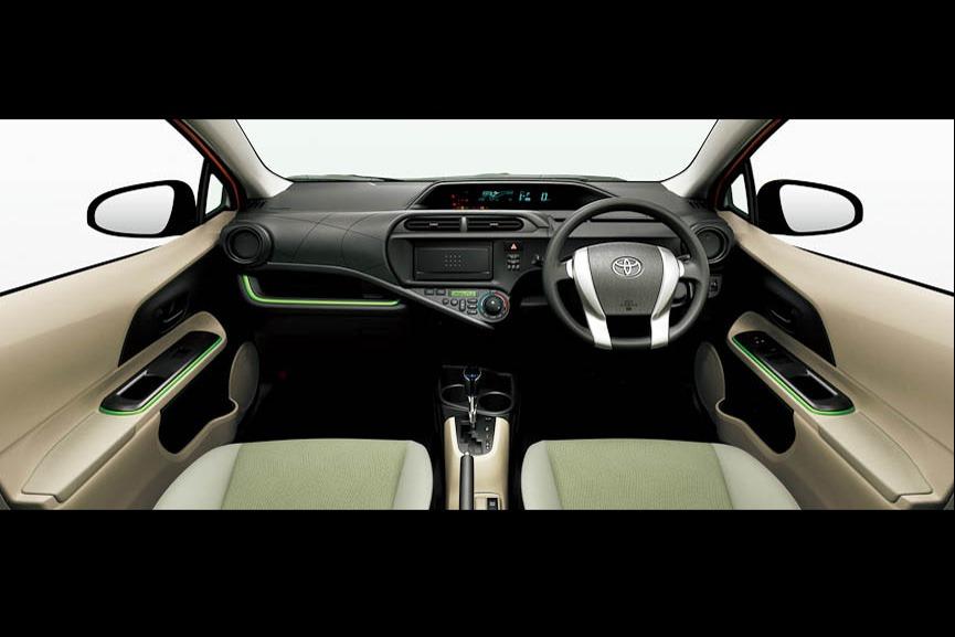 Toyota Aqua /Prius C