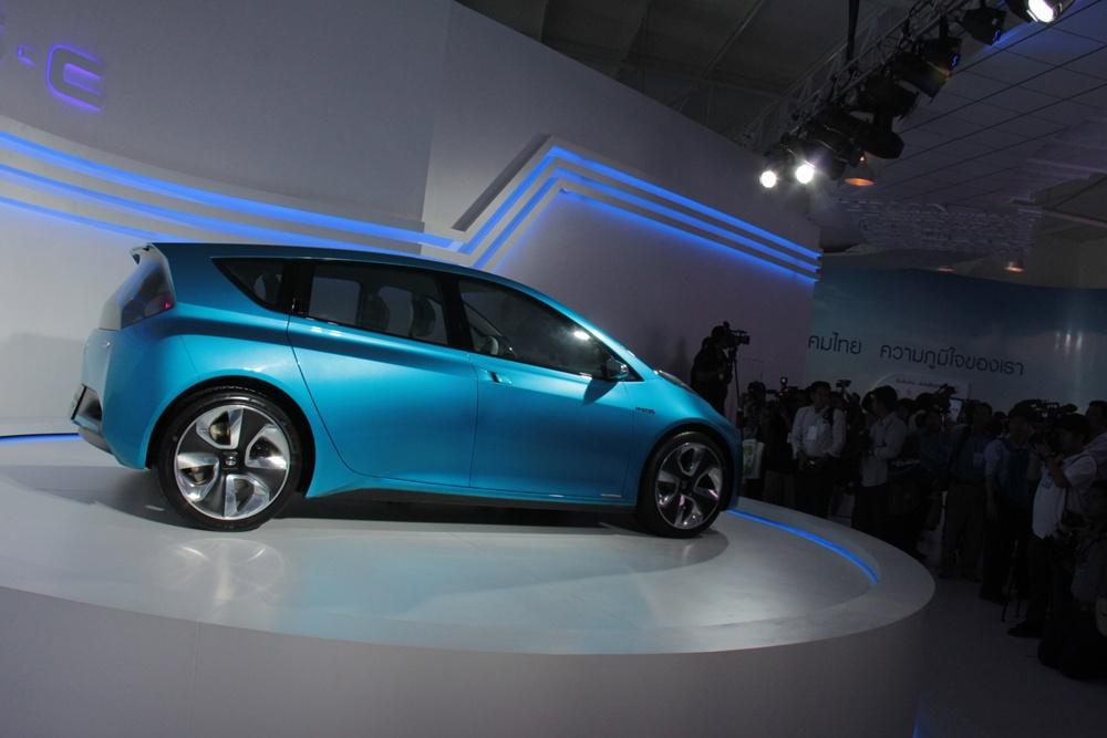 ค่ายรถยนต์ Boi fair 2011-2012