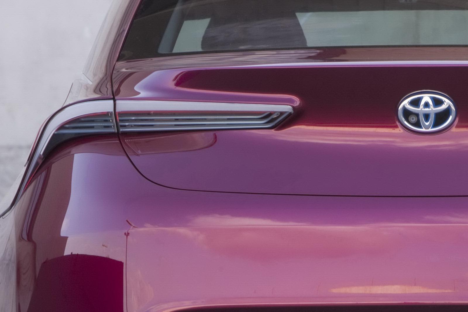 Toyota NS4 -Plug in Hybrid