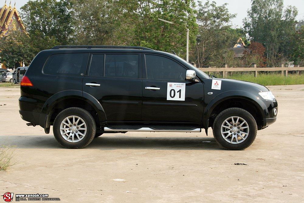 Mitsubishi Pajero Sport  GT 2WD