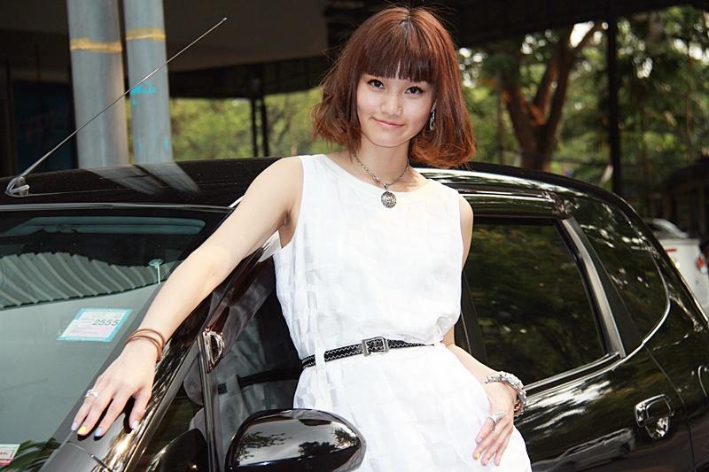 รถดารา-เบลล์ รักเอาอยู่