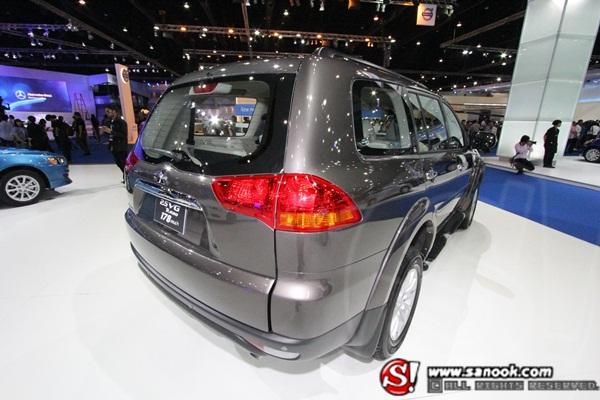 Mitsubishi มอเตอร์โชว์ 2012