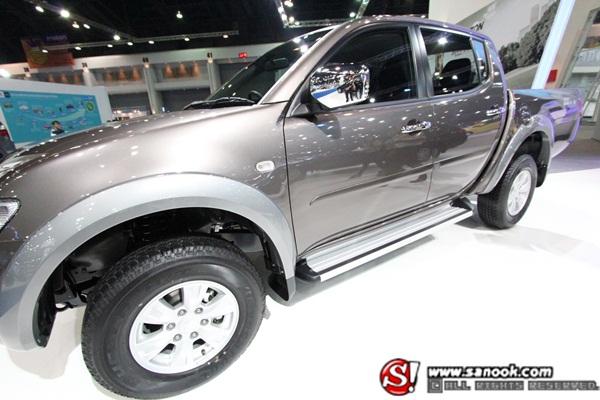 Mitsubishi มอเตอร์โชว์ 2012