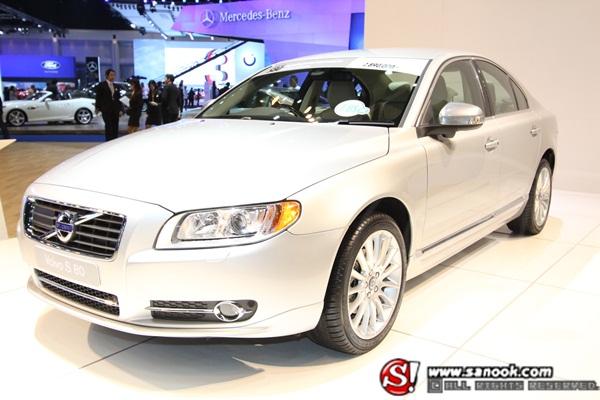 Nissan มอเตอร์โชว์ 2012