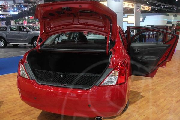 Nissan -Motor Show 2012