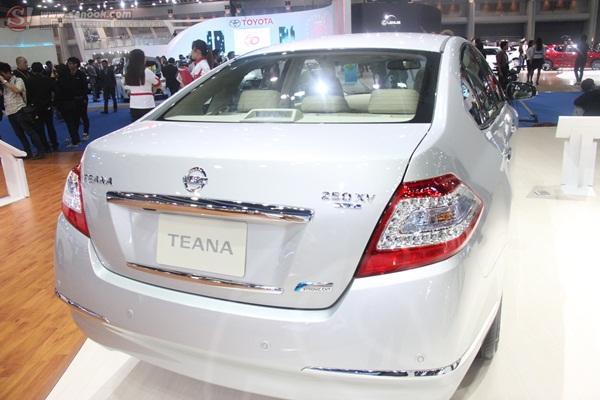 Nissan -Motor Show 2012