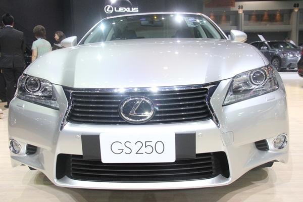  Lexus ในงาน Motor Show 2012 