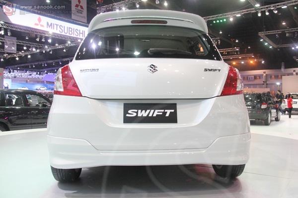 บูธ Suzuki ในงาน มอเตอร์โชว์ 2012