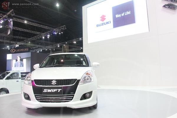 บูธ Suzuki ในงาน มอเตอร์โชว์ 2012