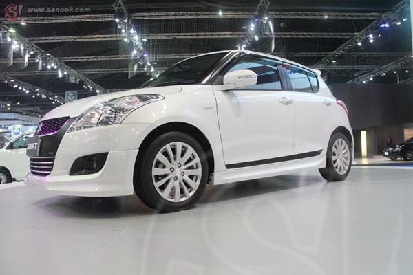 บูธ Suzuki ในงาน มอเตอร์โชว์ 2012