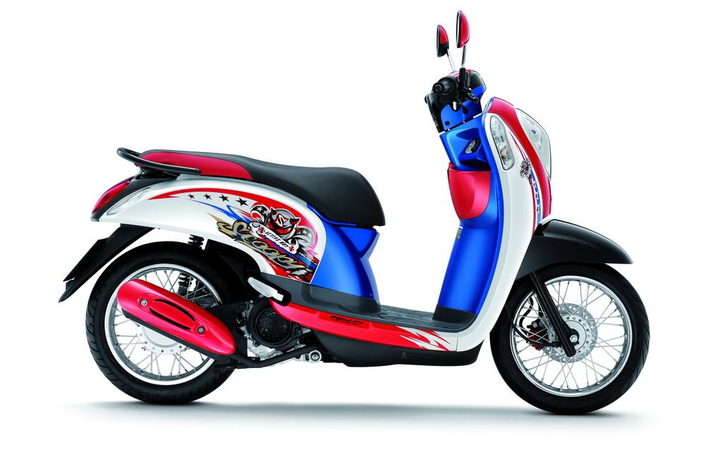 Honda Scoopy i 2012