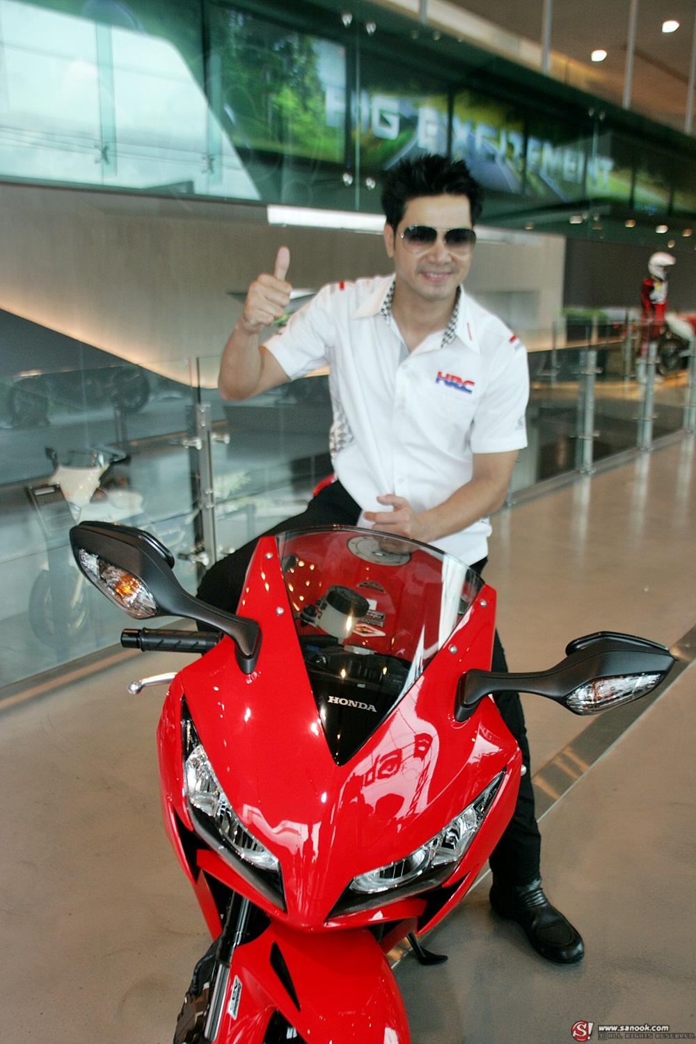  เต๋า- Honda CBR 1000 RR