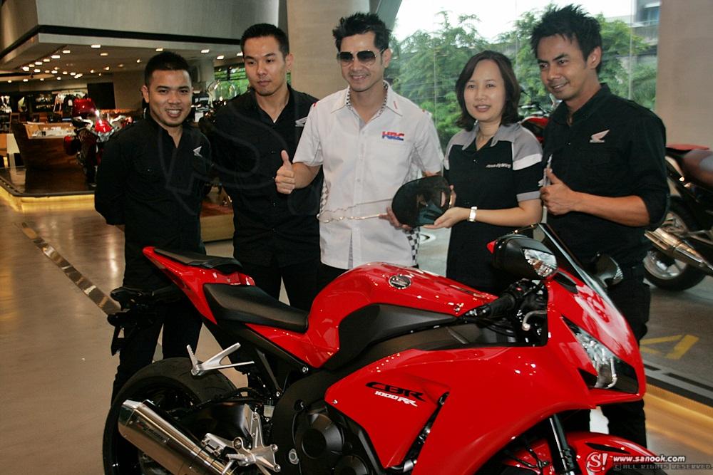  เต๋า- Honda CBR 1000 RR