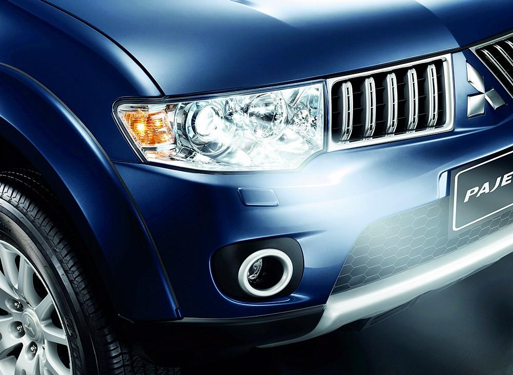 Mitsubishi Pajero Sport V6