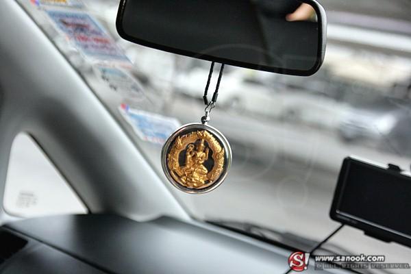 เปิดรถดารา-ออยมิรา 