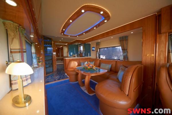 รถบ้าน  50  ล้าน 